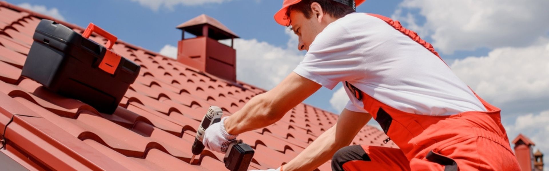 Professional roof installation process with durable materials for a long-lasting roof.